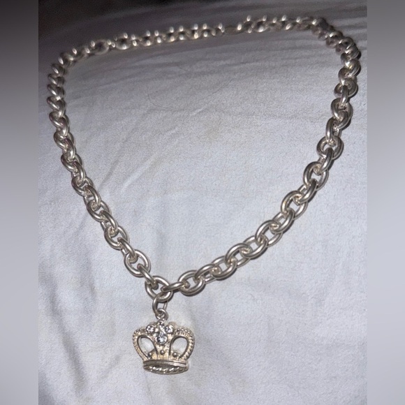 Silver Chain Necklace with Crown Pendant - Picture 5 of 7